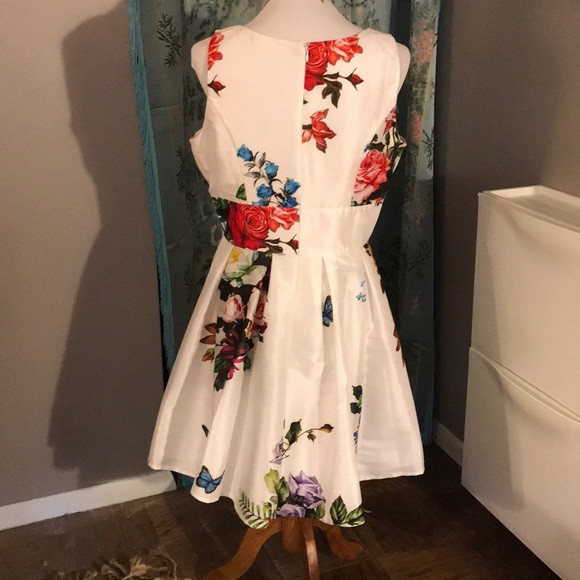 🍋 🌟2x HP🌟 NWOT Plunging Neck Silk Party Dress - Picture 2 of 6